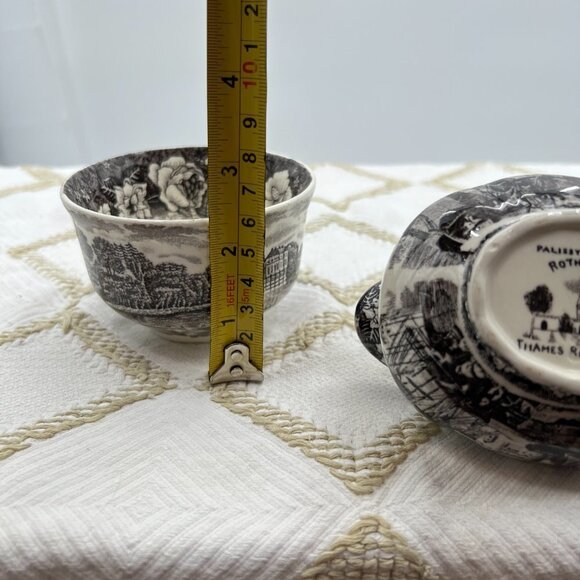 Thames River Scenes by Palissy Pottery Sugar bowl and creamer. Made in England - Picture 11 of 15